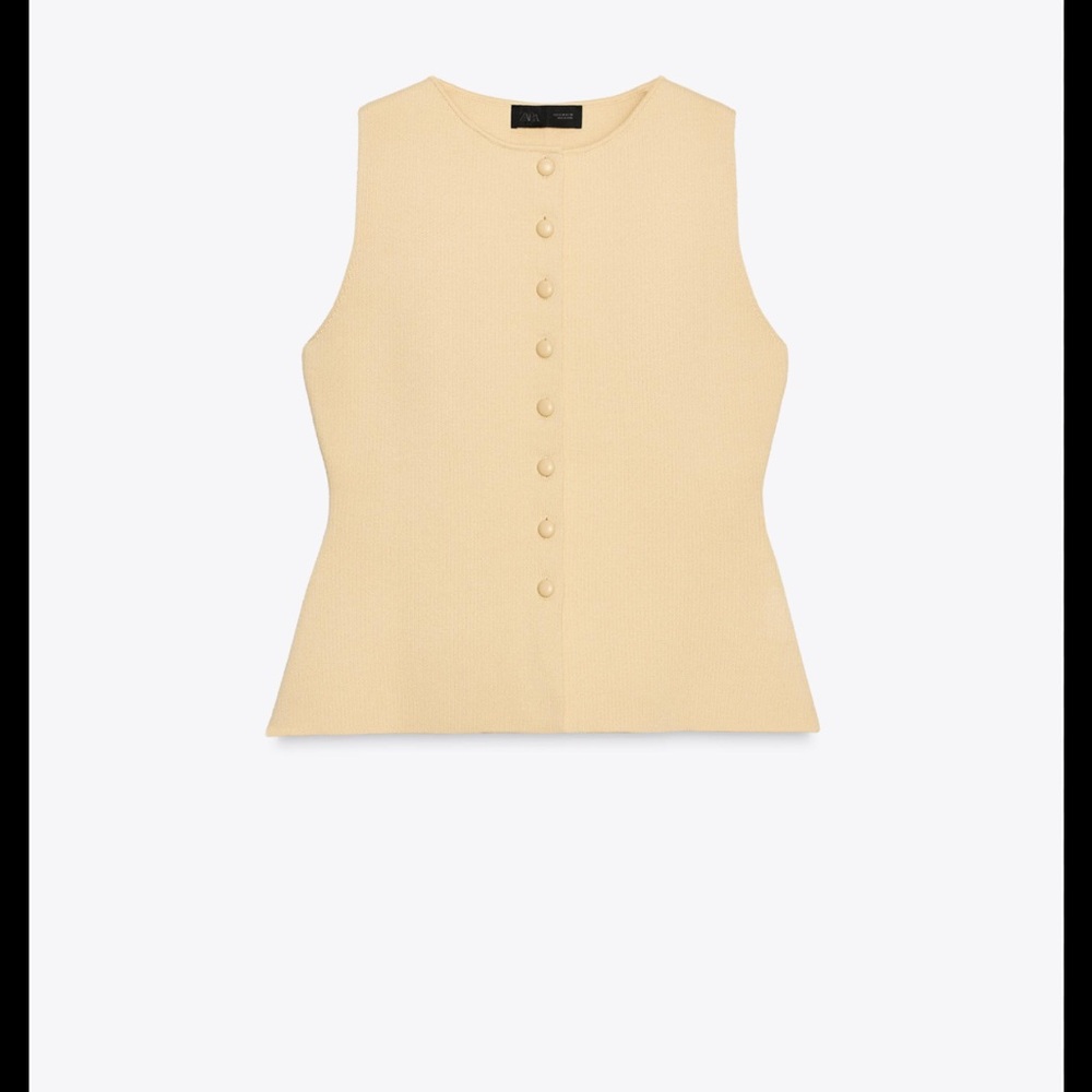 ZARA NWT BUTTER YELLOW BUTTONUP